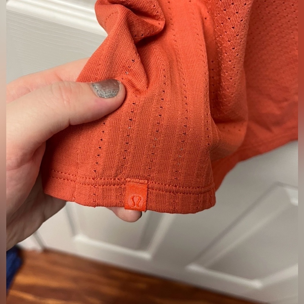 Lululemon Train To Be Tank Top - Sz 8 - Picture 5 of 5
